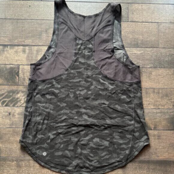 Lululemon Sculpt Tank - Picture 4 of 4